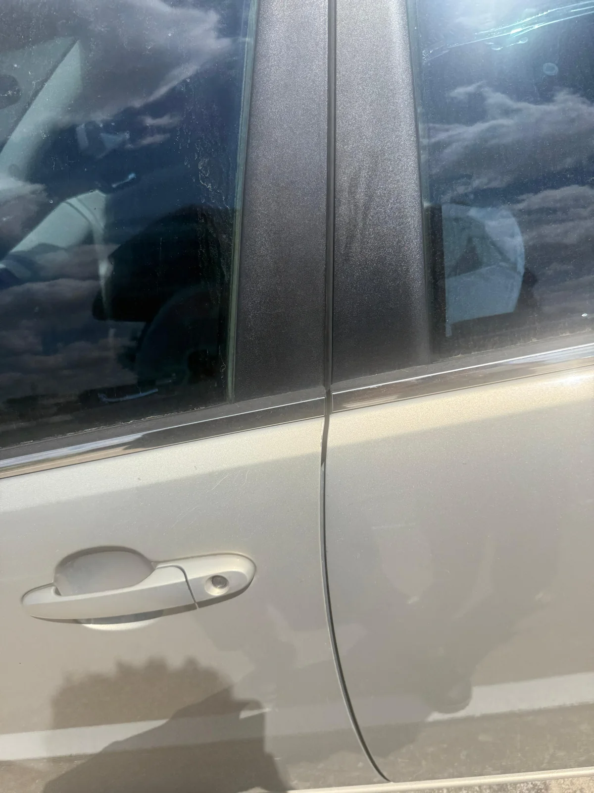 vehicle key fob and car checked for intermittent operation, real company service photo 3